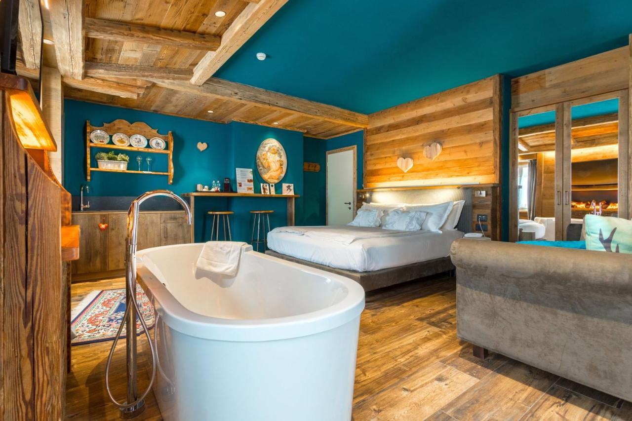 John Luxury Suites 폴가리아 외부 사진