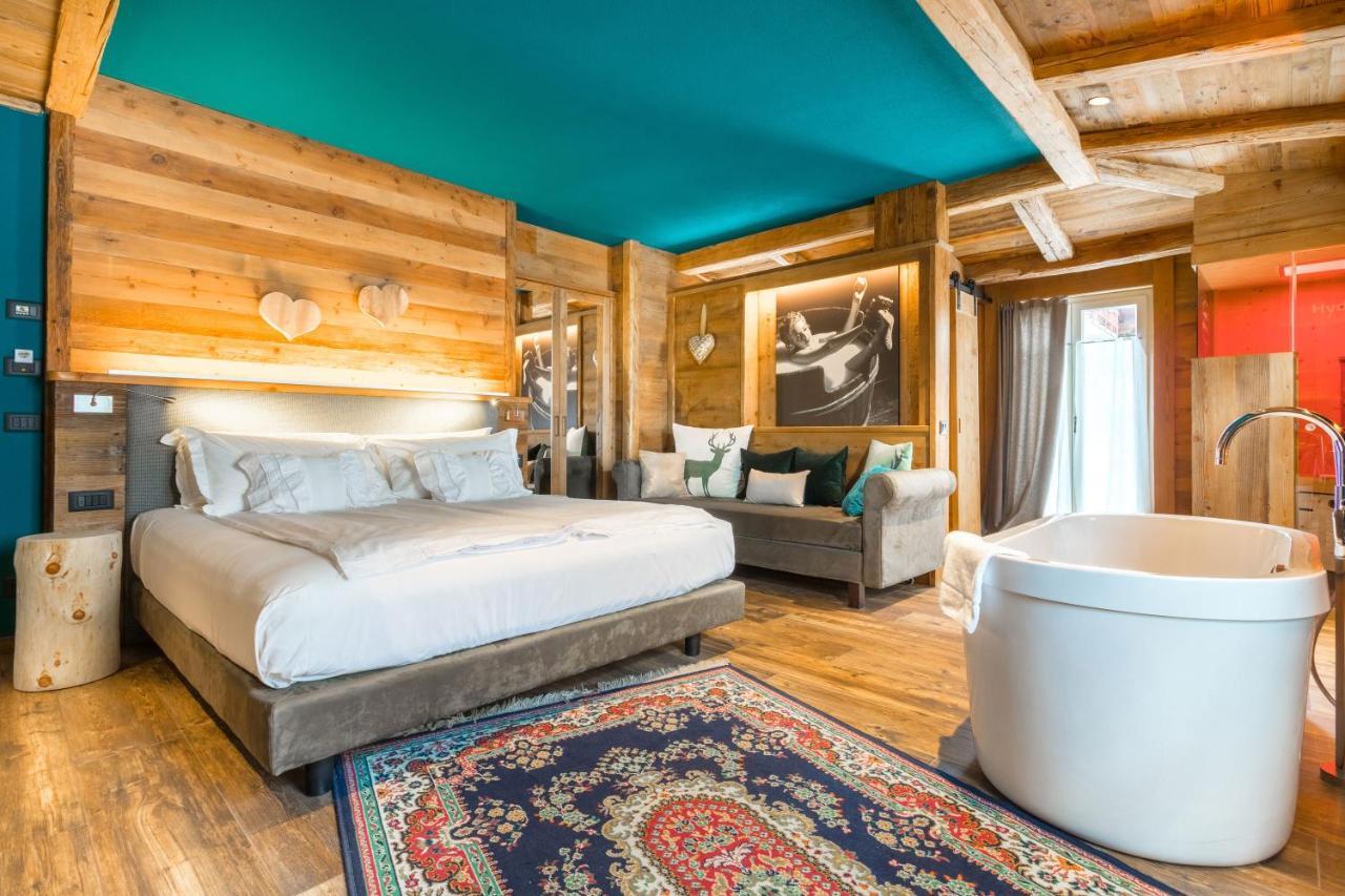 John Luxury Suites 폴가리아 외부 사진