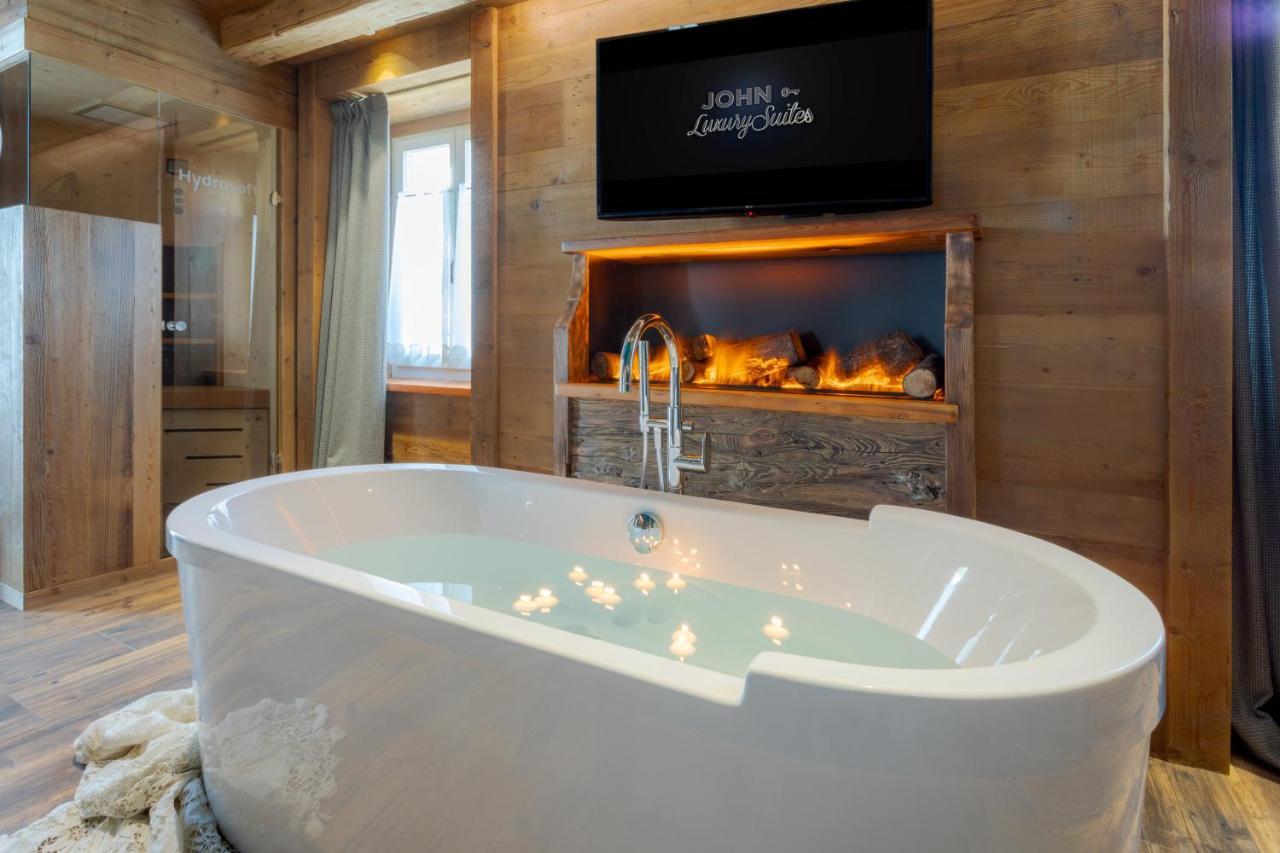 John Luxury Suites 폴가리아 외부 사진